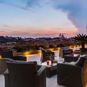 Navona Queen Rooftop Rzym